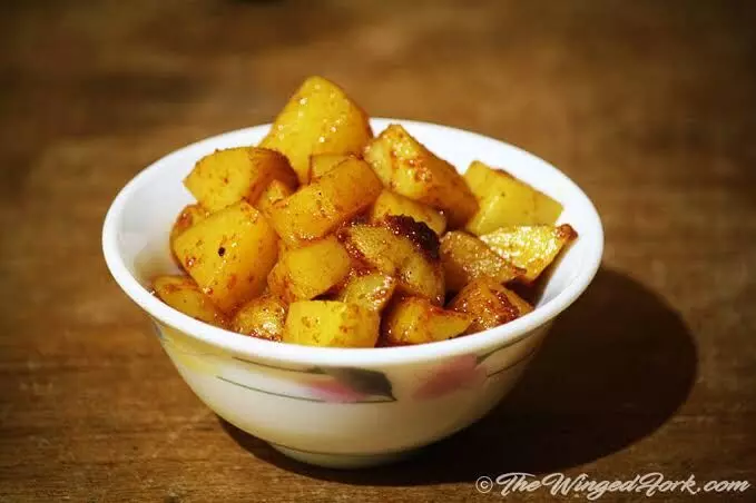Fried Masala Potatoes Recipe: This simple snack can be made in just a few minutes