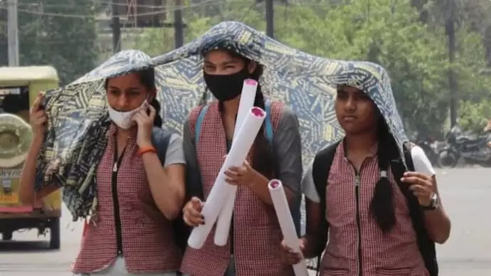 At 40 Degrees celsius, Bengal shuts all educational Institutions for a week