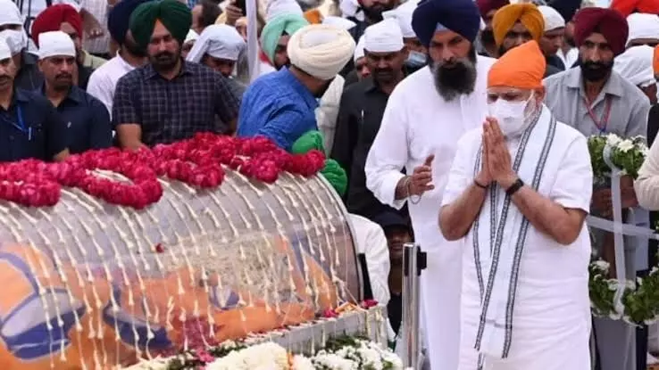 PM Modi pays his last respects to Former Punjab CM Prakash Singh Badal