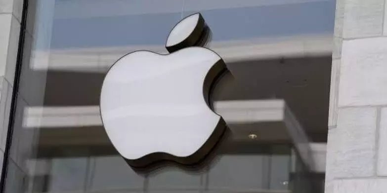 Apple share price buoys US stock market after Q4 earnings