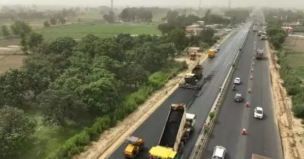 India achieves new record in road construction, lays 100 km Delhi-Aligarh expressway in 100 hours