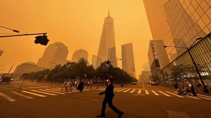 Millions breathing hazardous air as smoke from Canadian wildfires streams south over US