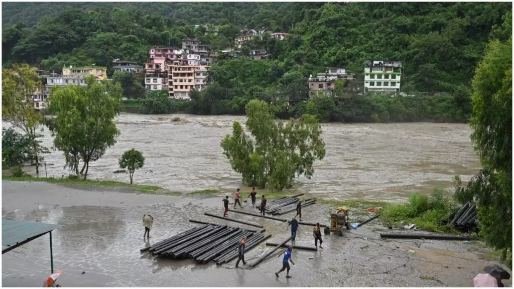 Govt approves release of second installment of over 180 crore rupees to flood-affected Himachal Pradesh