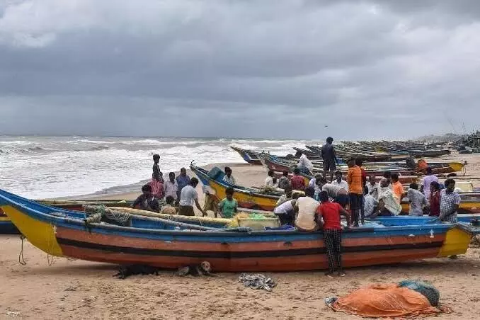 Sri Lankan Navy arrests 10 Indian fishermen for alleged poaching into its territorial waters