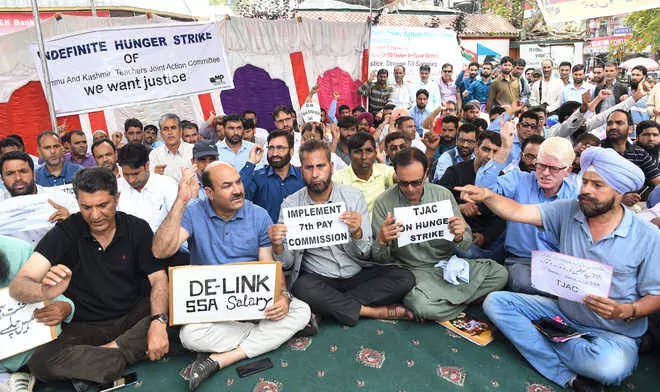 Special education teachers on indefinite hunger strike