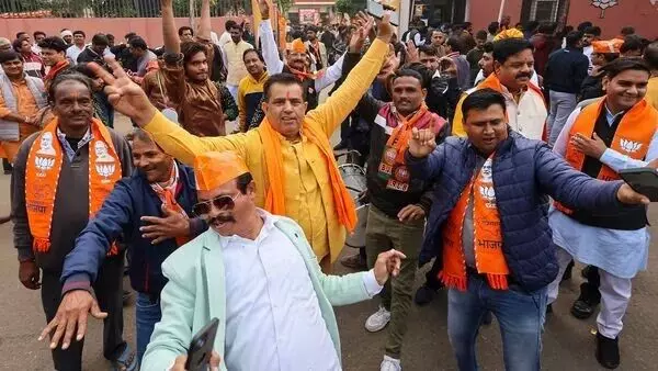 BJP heading toward absolute majority in Madhya Pradesh, Rajasthan & Chhattisgarh Legislative Assemblies while Congress winning in Telangana