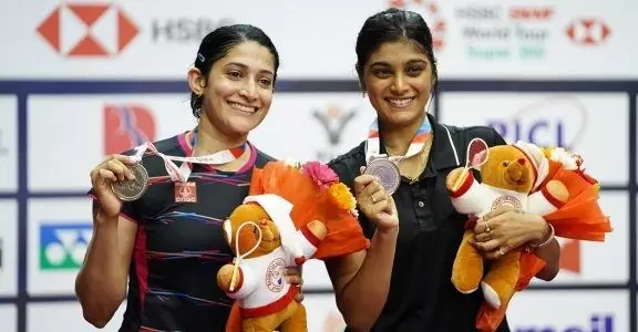 Syed Modi Badminton tournament: Ashwini-Tanisha pair loses in womens doubles final