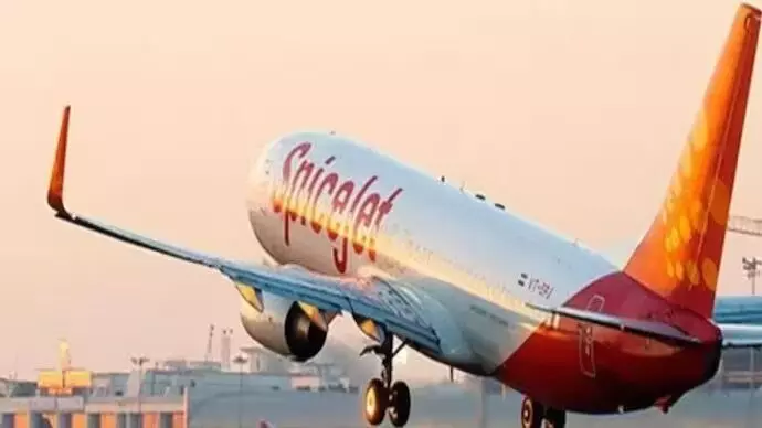 Dubai-Bound SpiceJet Flight lands in Karachi due to medical emergency