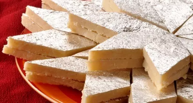 Peanut Katli Recipe: This Peanut Barfi recipe can be prepared in any season and for any kind of festivals or other special occasions