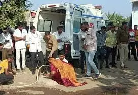 Three-year-old girl rescued from borewell in Gujarat village dies