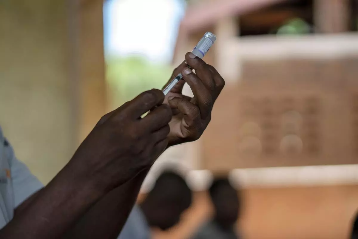 Cameroon starts worlds first malaria vaccine program for children