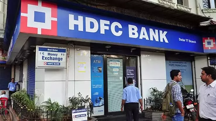 RBI allows HDFC Bank group to buy up to 9.5% stakes in ICICI Bank, 5 others