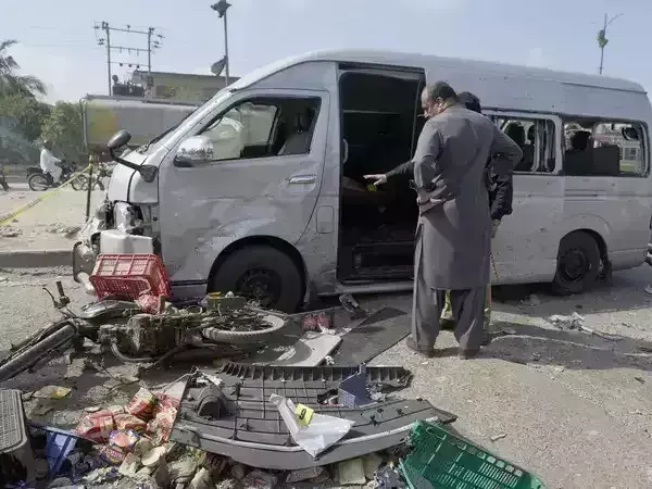 5 Japanese escape unhurt, Pakistani security guard killed in suicide bombing attempt in Karachi
