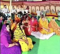 Rajput women stage fast against Rupala’s nomination