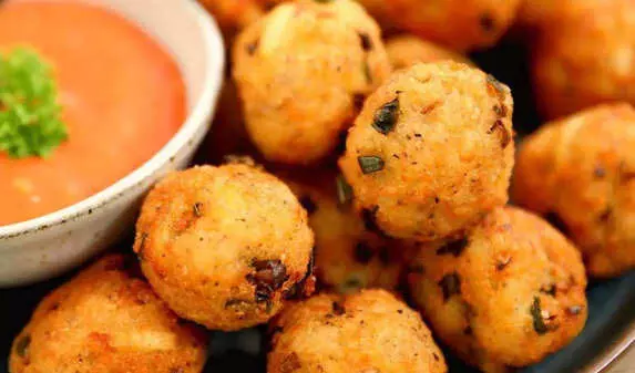 Potato and Corn Balls Recipe: Loaded with lots of cheese and aromatic spices, it is a scrumptious snack recipe