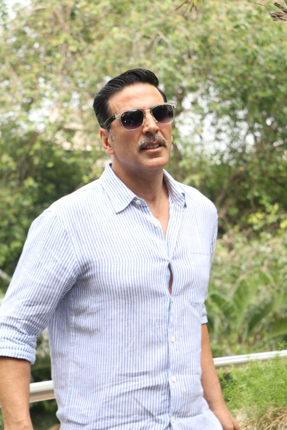 Honouring winners of competitions like Olympics with just medals is not enough : Akshay Kumar