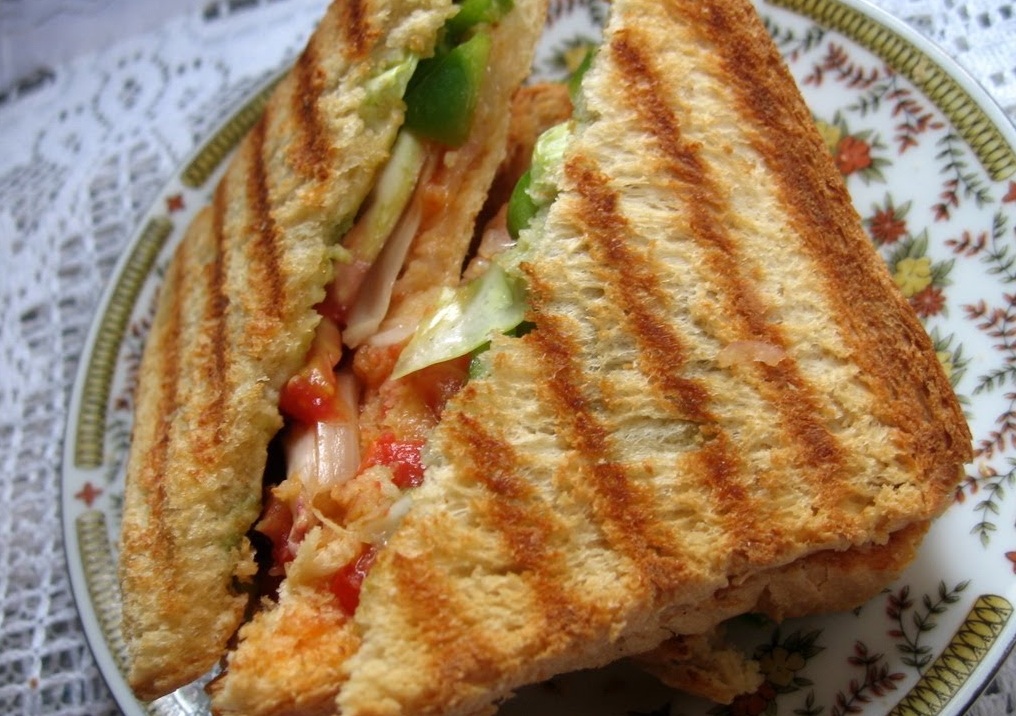 Bombay Style Masala Toast Sandwich