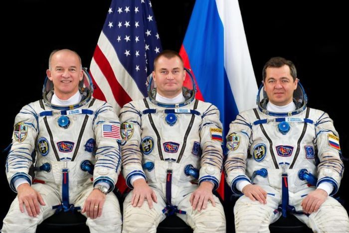 Expedition 48 astronauts lands safely on Earth