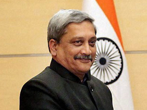 Defence Minister, Army chief to visit Uri
