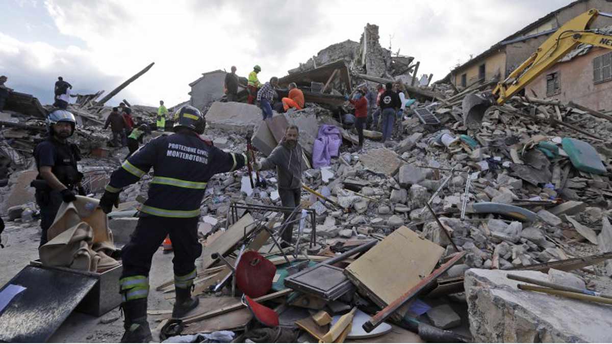 5.4-magnitude earthquake hit Italy 