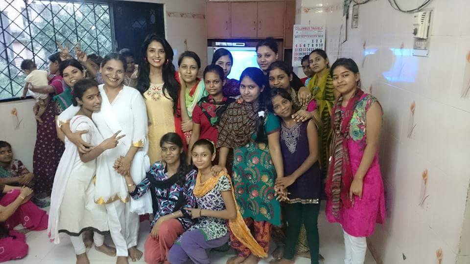 Kanishka Soni a tellywood actress from Vadodara is supporting the girls saved from prostitution
