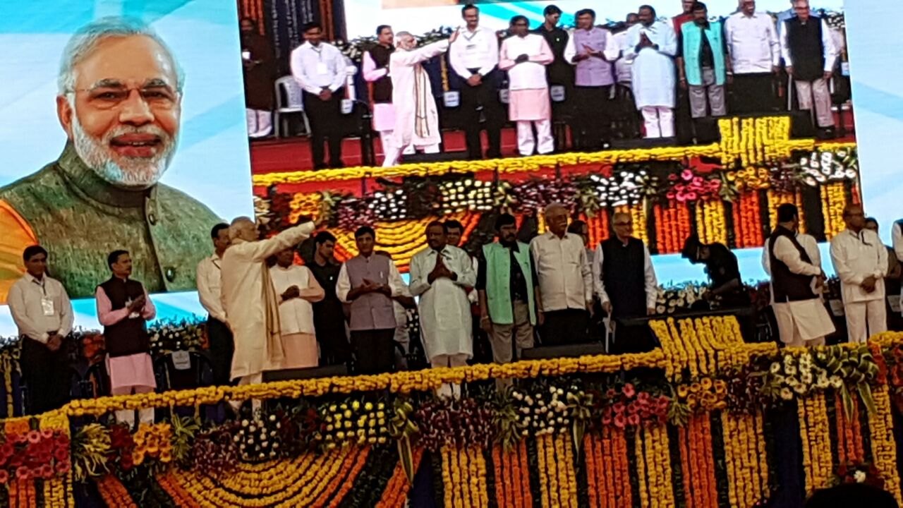 Divyangjans felicitated by Prime Minister Modi at Vadodara Samajik Adhikarita camp