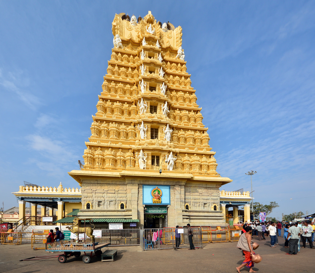 Dasara fest begins at Mysore  amid tight security