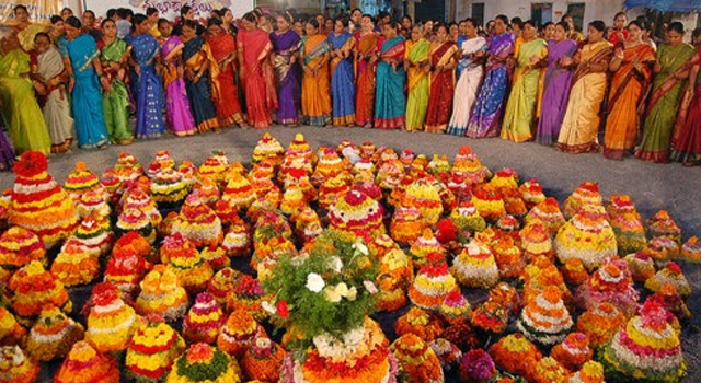 Telanganas floral festival off to colourful start