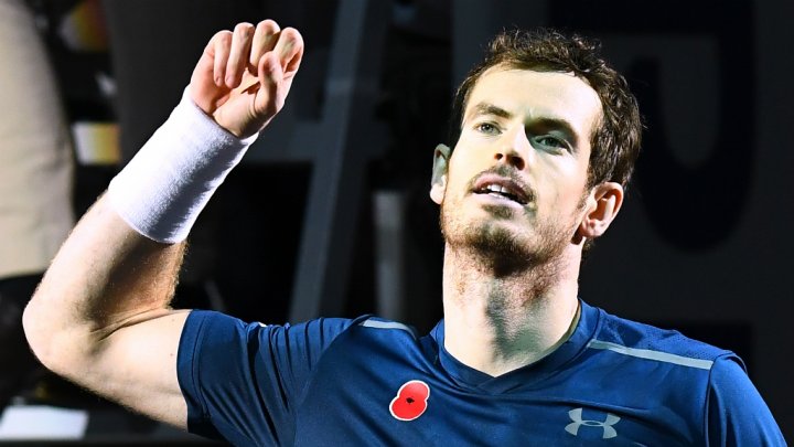 Murray wins first match as world number 1