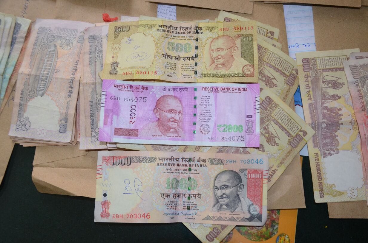 New 2000 rs note started used in gambling
