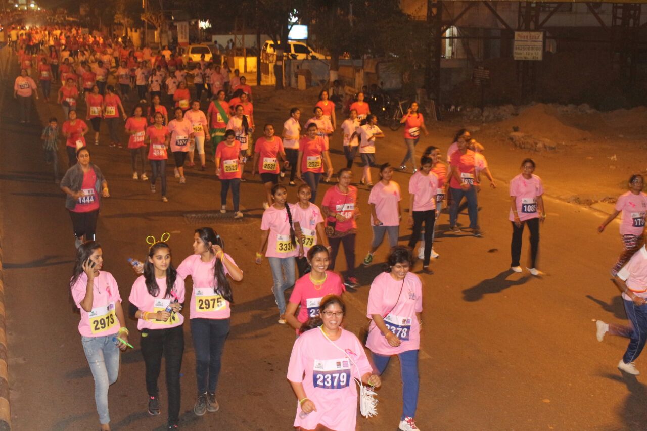 First Neon run in Vadodara for awareness of Breast cancer