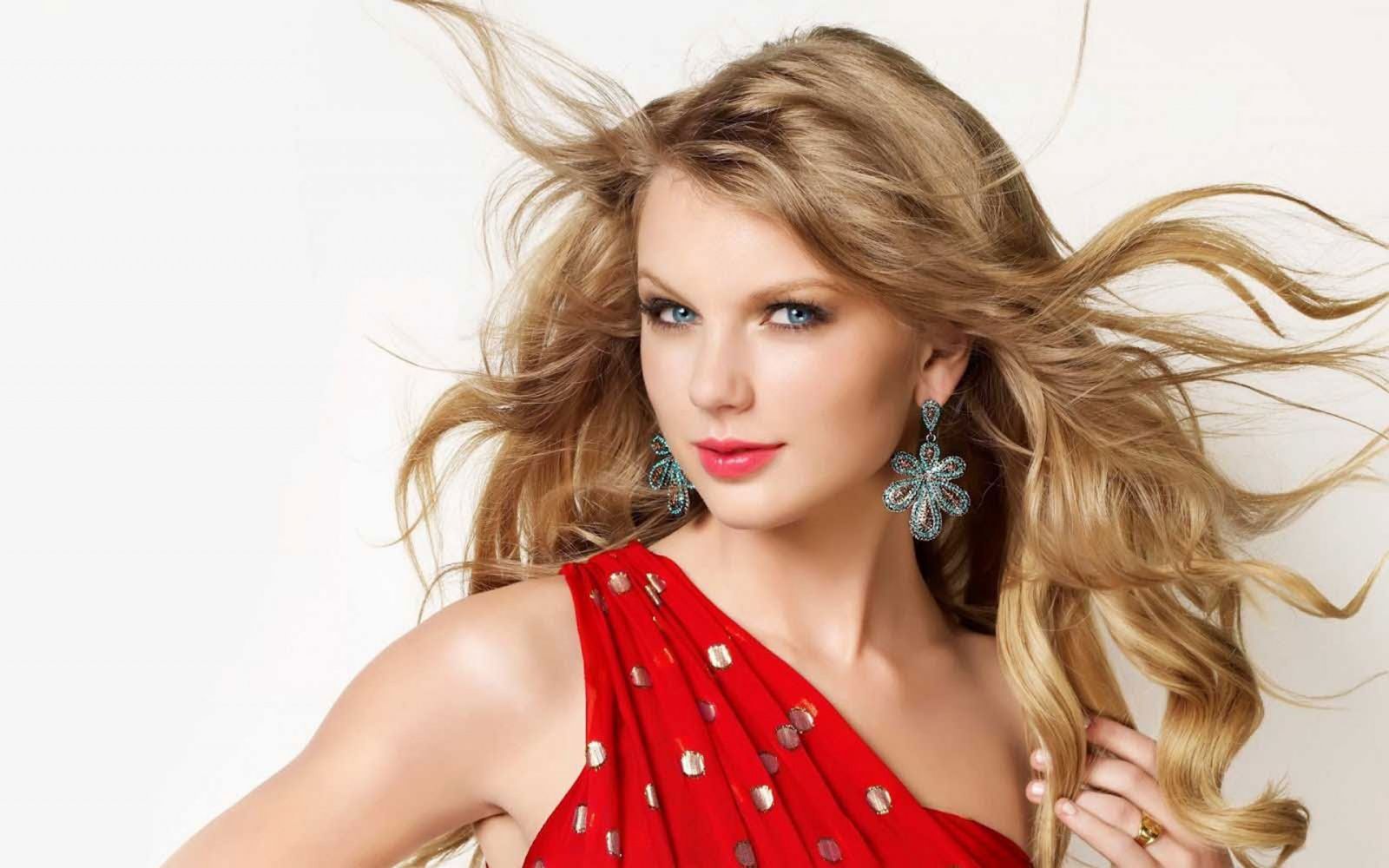 Taylor Swift becomes highest paid woman artiste in music