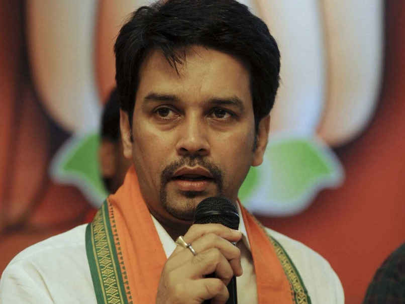 BJP MP Thakur challenges Rahul to debate