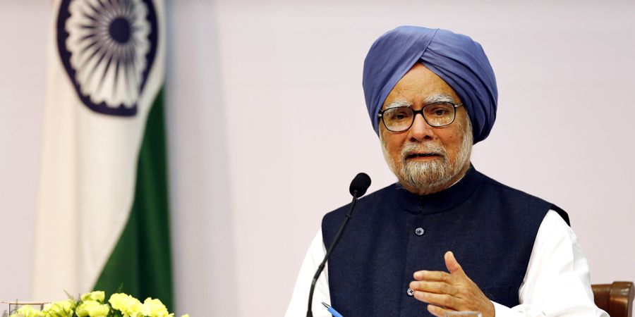 Demonetisation has hit common man, will drag GDP by 2%: Manmohan Singh