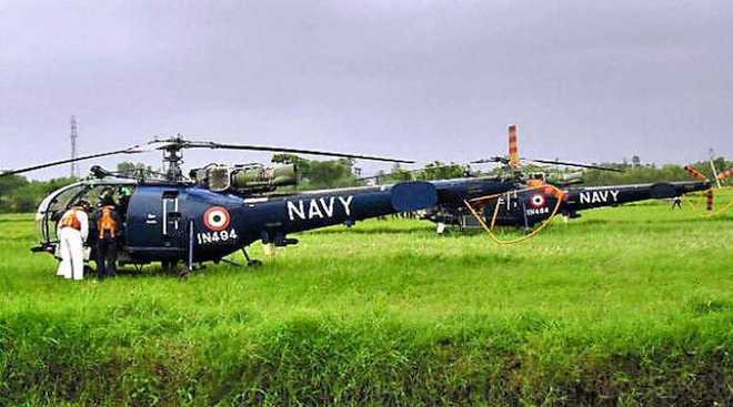 Indian Navy chopper makes emergency landing in Goa