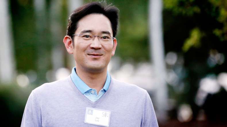 Samsung vice chairman denies bribery allegation