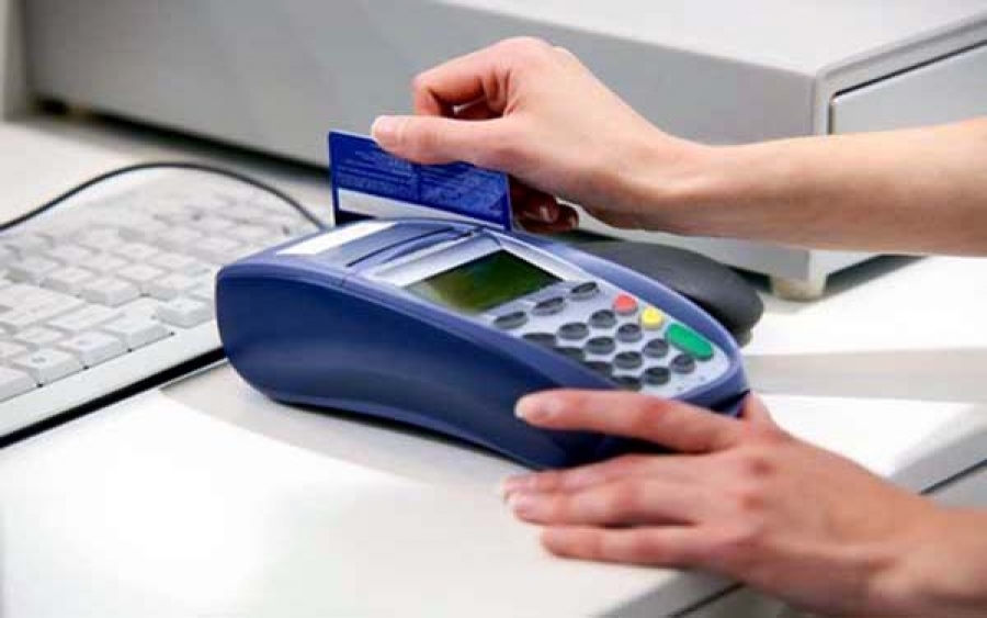 Banks to cut charges on digital payments above Rs 1,000