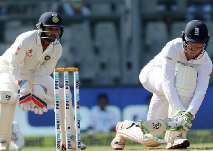 Fourth Test: England end first day at 288/5