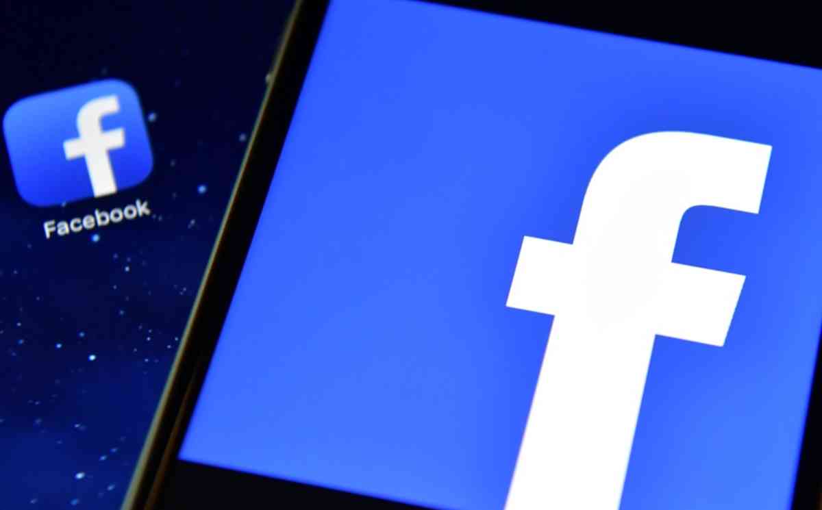 Germany to fine Facebook 500,000 euros over fake posts