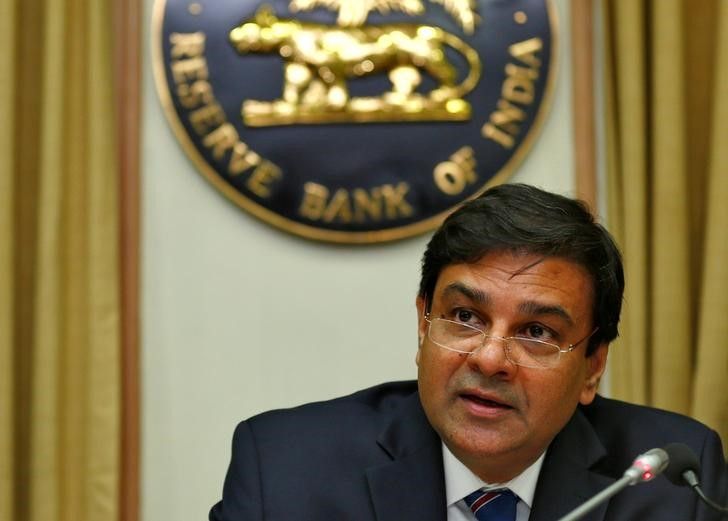 RBI Governor runs away from reporters