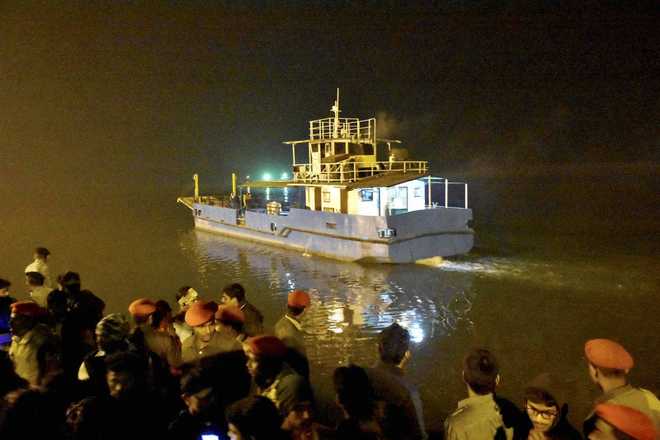 20 dead, many missing as overcrowded boat sinks in Ganga near Patna