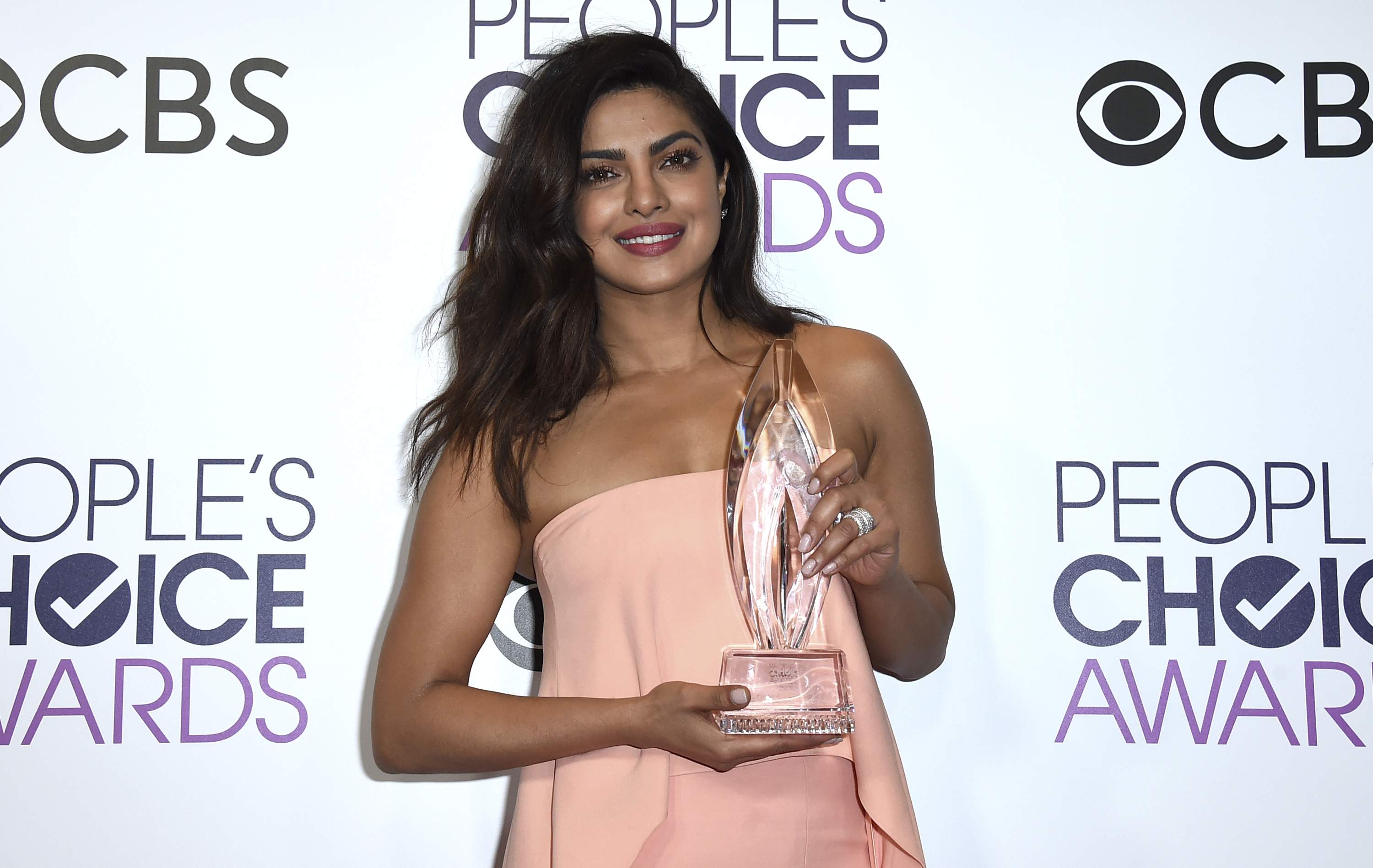 Priyanka Chopra wins 2nd People’s Choice Awards for ‘Quantico’
