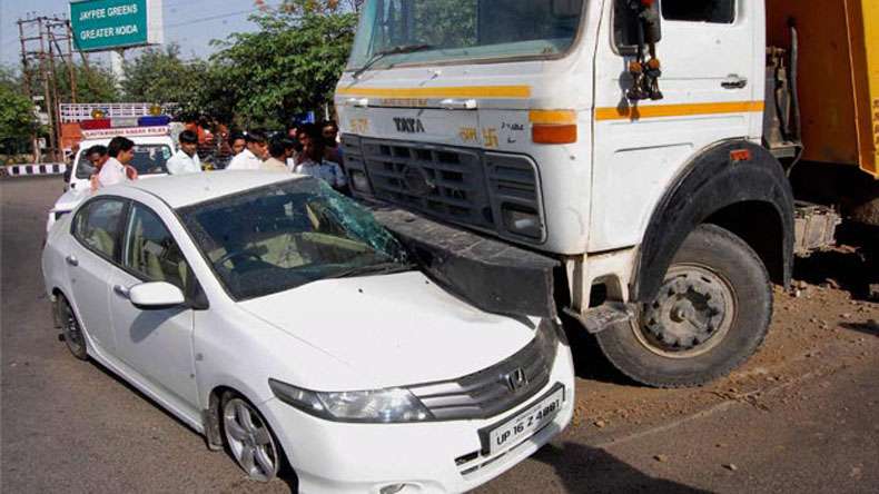 Car-garbage truck collision in Madhya Pradesh kills 5