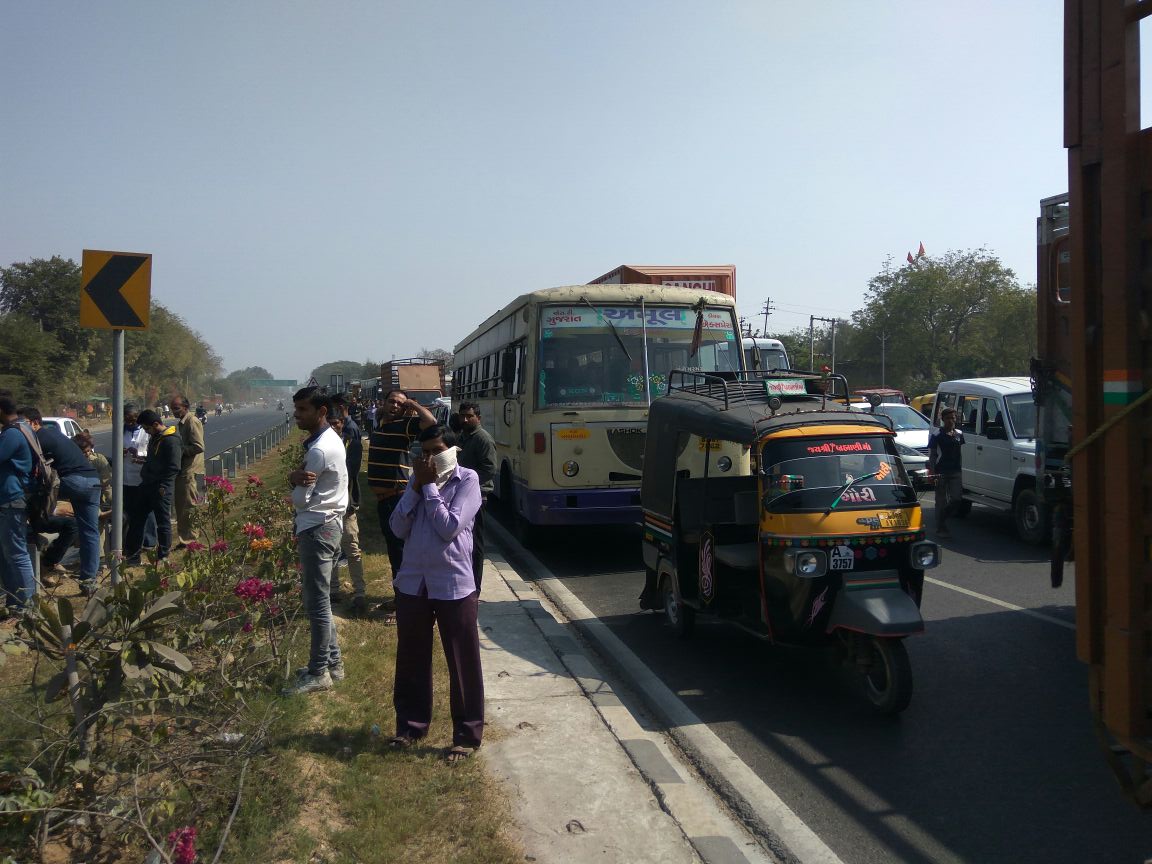Fajalpur villagers blocked highway after two accidents in less then 24 hours