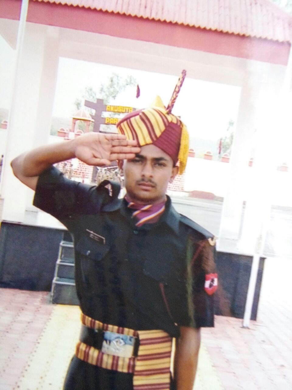 A soldier Sunil Patel from Godhra died in the avalanche at Gurez sector
