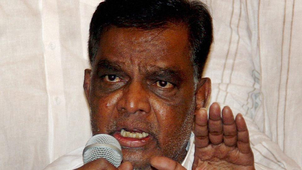 Former Congress minister joins BJP in Karnataka