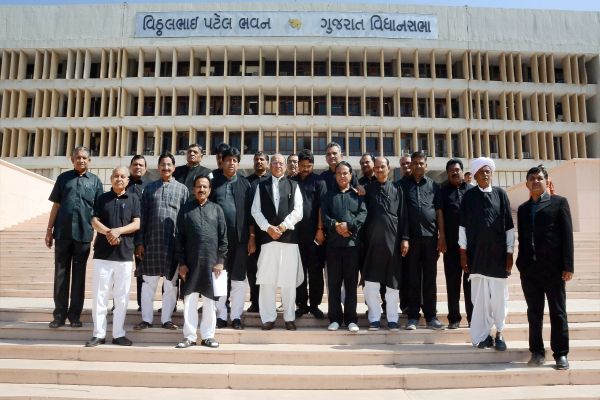 Congress MLAs suspended from Gujarat assembly