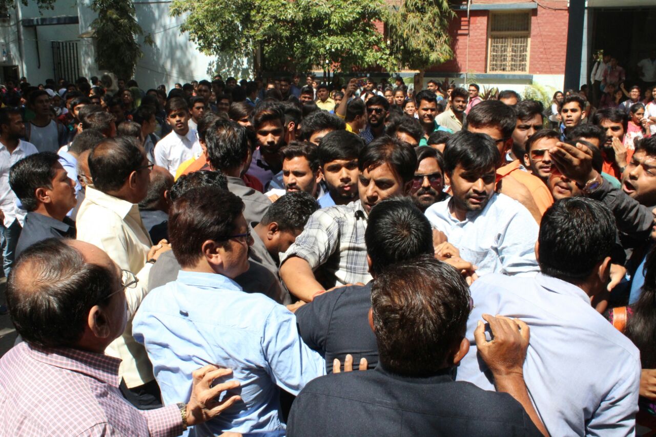 NSUI ABVP supporters clashed