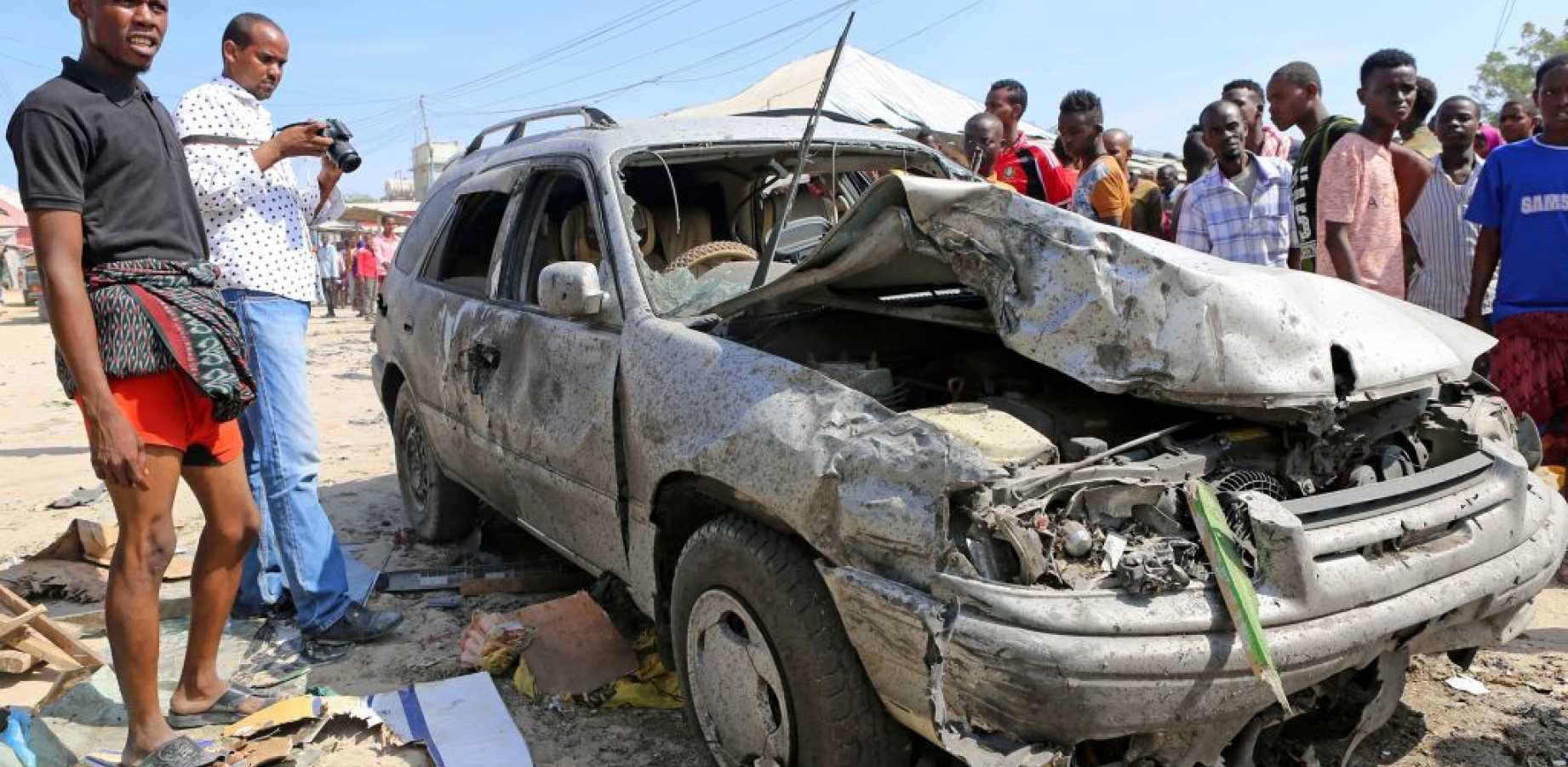 30 killed in car bomb attack in Somalia