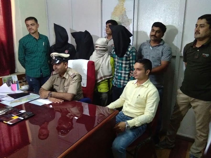 Vadodara LCB cracked the highway murder case and arrested five accused
